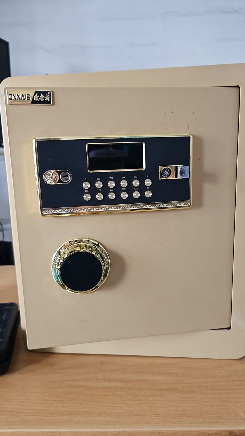 Digital safe unlocking